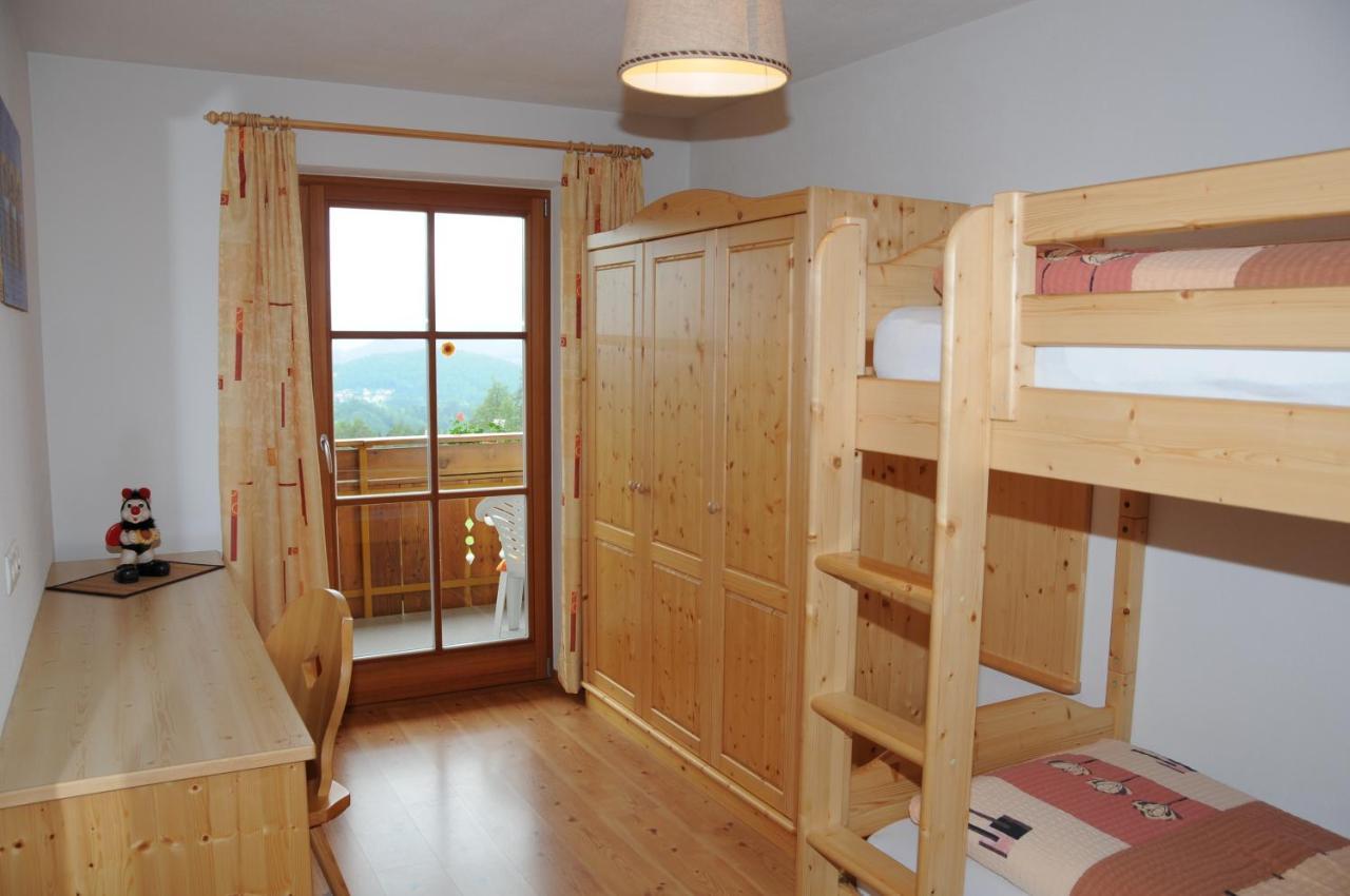 Zangerlechnhof Apartment Brunico Luaran gambar