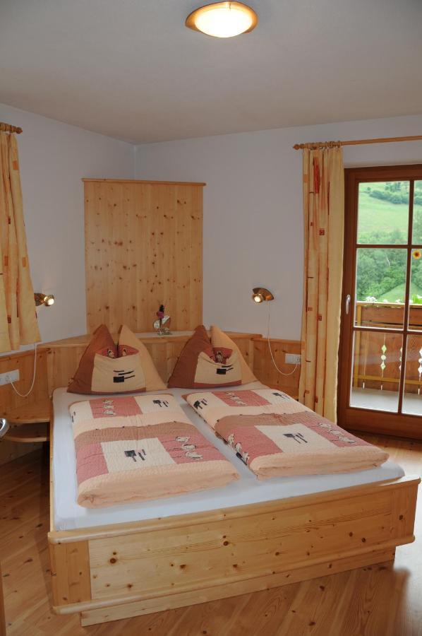 Zangerlechnhof Apartment Brunico Luaran gambar